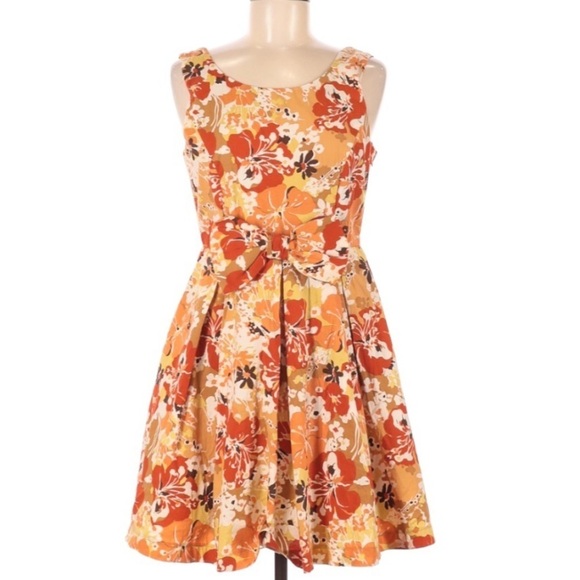 Minuet Petite Dresses & Skirts - Minuet Orange Tan Floral Bow Organza V Neck Dress
